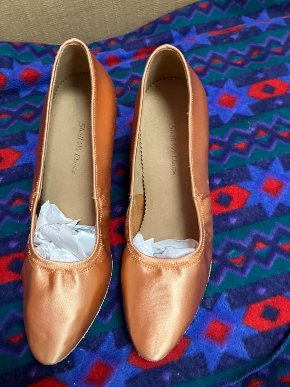 Ballroom Dance Shoes, Ladies size 8.5 US, Closed Toe